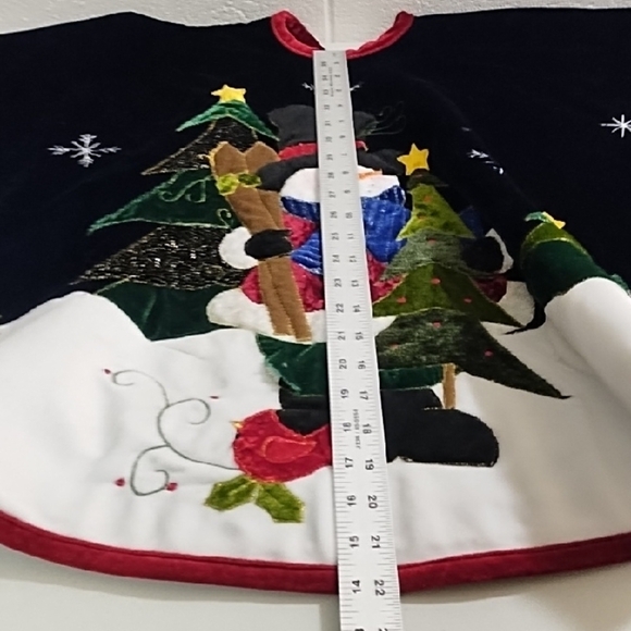 Festive Velvet Appliqued Snowman Tree Skirt Dark Navy - Picture 2 of 14